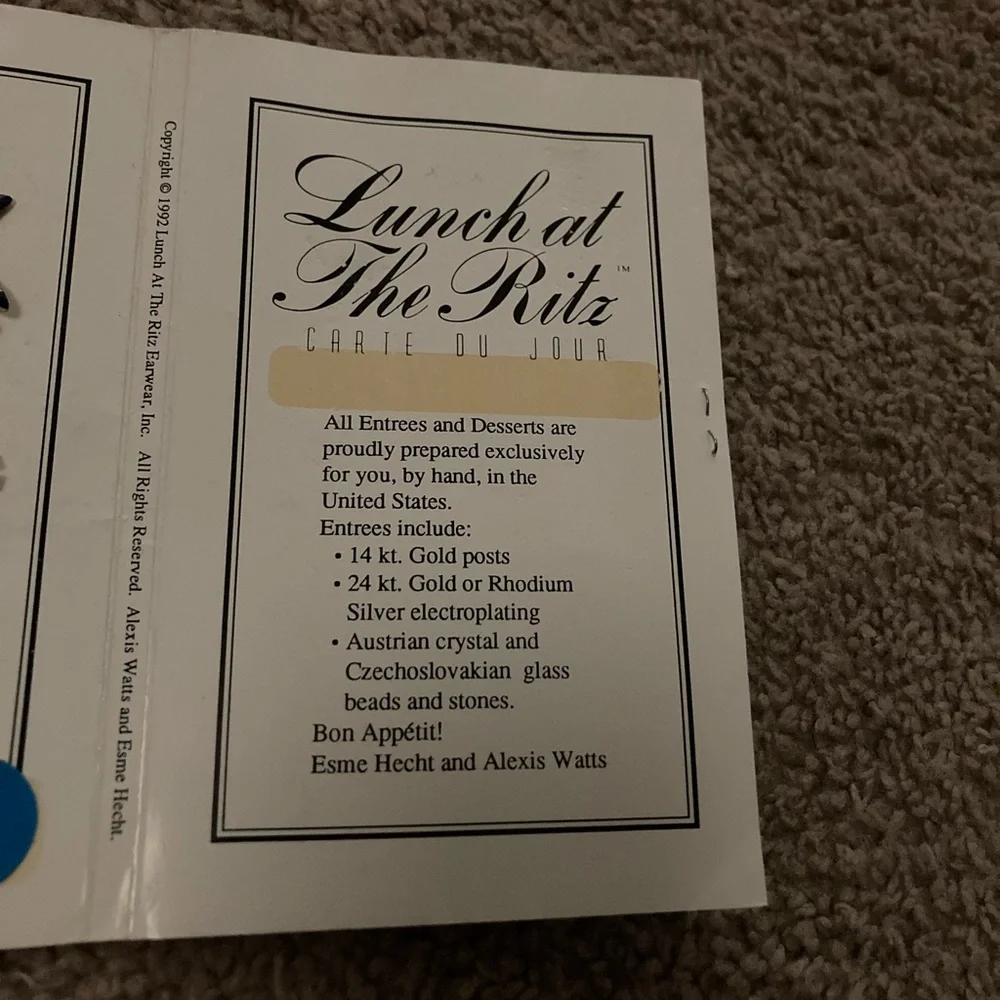 Lunch at the Ritz Twilight moon and star clip-on earring set on card 🌝⭐️🏁 - Picture 7 of 9